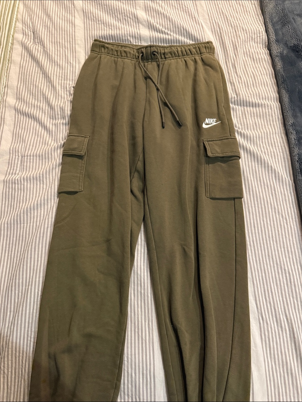 Nike women’s Olive Green Cargo Sweatpants